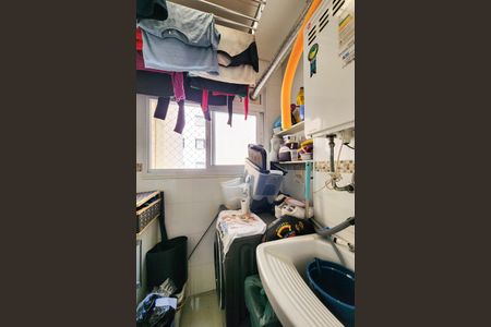 Apartamento à venda com 67m², 3 quartos e 2 vagas Apartamento à venda com 67m², 3 quartos e 2 vagasÁrea de Serviço