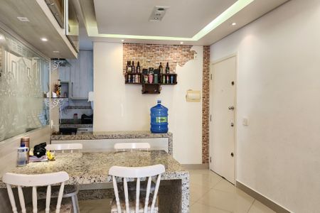 Apartamento à venda com 67m², 3 quartos e 2 vagas Apartamento à venda com 67m², 3 quartos e 2 vagasSala