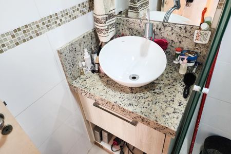 Apartamento à venda com 67m², 3 quartos e 2 vagas Apartamento à venda com 67m², 3 quartos e 2 vagasBanheiro Social