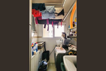 Apartamento à venda com 67m², 3 quartos e 2 vagas Apartamento à venda com 67m², 3 quartos e 2 vagasÁrea de Serviço