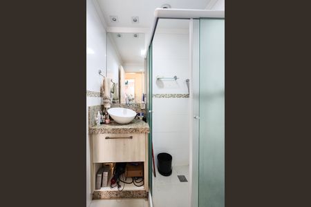 Apartamento à venda com 67m², 3 quartos e 2 vagas Apartamento à venda com 67m², 3 quartos e 2 vagasBanheiro Social