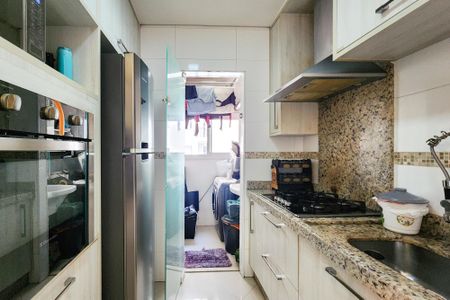 Apartamento à venda com 67m², 3 quartos e 2 vagas Apartamento à venda com 67m², 3 quartos e 2 vagasCozinha