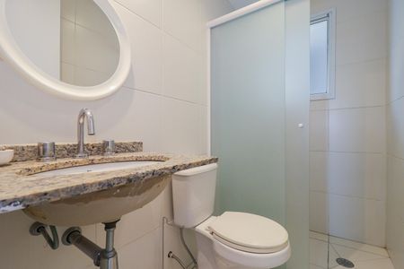 Apartamento para alugar com 70m², 3 quartos e 2 vagasBanheiro Social