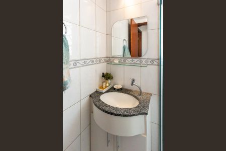 Apartamento à venda com 58m², 3 quartos e 1 vaga Apartamento à venda com 58m², 3 quartos e 1 vagaBanheiro