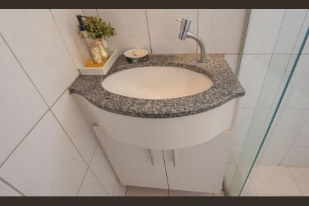 Apartamento à venda com 58m², 3 quartos e 1 vaga Apartamento à venda com 58m², 3 quartos e 1 vagaBanheiro