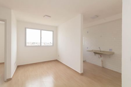 Sala de apartamento para alugar com 2 quartos, 42m² em Vila Lourdes, São Paulo