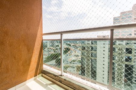 Apartamento para alugar com 59m², 2 quartos e 1 vaga Apartamento para alugar com 59m², 2 quartos e 1 vagaVaranda