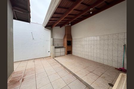 Casa de condomínio para alugar com 138m², 3 quartos e 2 vagasÁrea de Serviço