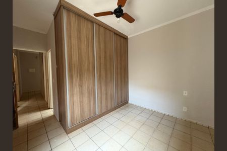 Casa de condomínio para alugar com 138m², 3 quartos e 2 vagasSuíte