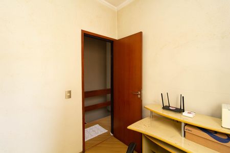 Casa para alugar com 120m², 3 quartos e 3 vagasQuarto 2