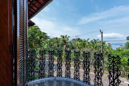 Casa de condomínio para alugar com 600m², 4 quartos e 4 vagasVaranda do Quarto 2
