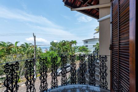 Casa de condomínio para alugar com 600m², 4 quartos e 4 vagasVaranda do Quarto 2