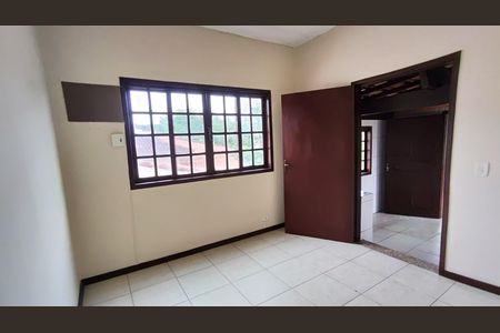 Casa à venda com 254m², 4 quartos e 4 vagasSala 2
