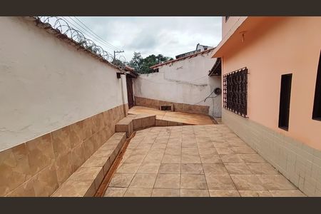 Casa à venda com 254m², 4 quartos e 4 vagasQuintal