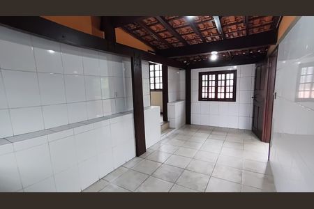 Casa à venda com 254m², 4 quartos e 4 vagasCozinha 2