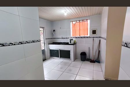 Casa à venda com 254m², 4 quartos e 4 vagasCozinha 1