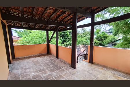 Casa à venda com 254m², 4 quartos e 4 vagasTerraço