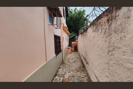 Casa à venda com 254m², 4 quartos e 4 vagasCorredor