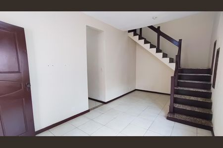 Casa à venda com 254m², 4 quartos e 4 vagasSala 1