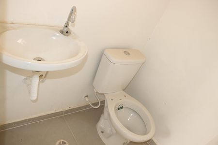 Casa de condomínio para alugar com 80m², 2 quartos e 1 vagaBanheiro