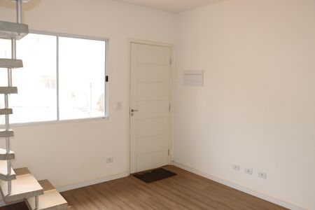 Casa de condomínio para alugar com 80m², 2 quartos e 1 vagaSala/Cozinha