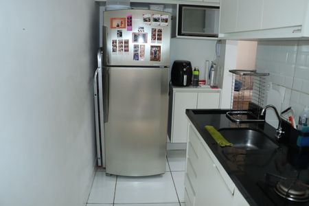 Cozinha de apartamento para alugar com 2 quartos, 45m² em Petrópolis, Cotia