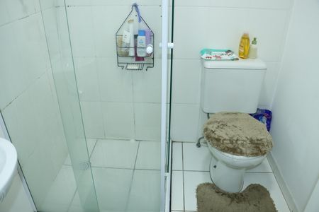 Banheiro Social de apartamento para alugar com 2 quartos, 45m² em Petrópolis, Cotia