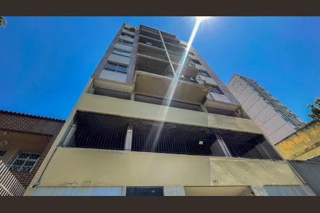 Apartamento à venda com 64m², 2 quartos e 1 vagaFachada