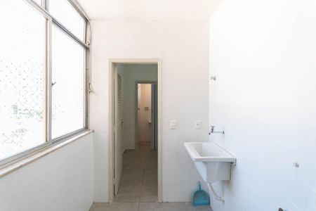 Apartamento à venda com 64m², 2 quartos e 1 vagaÁrea de Serviço