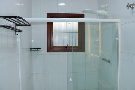 Casa de condomínio para alugar com 570m², 7 quartos e 6 vagasBanheiro da Suíte 1