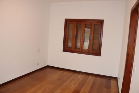 Casa de condomínio para alugar com 570m², 7 quartos e 6 vagasSuíte 1