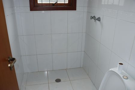 Casa de condomínio para alugar com 570m², 7 quartos e 6 vagasBanheiro