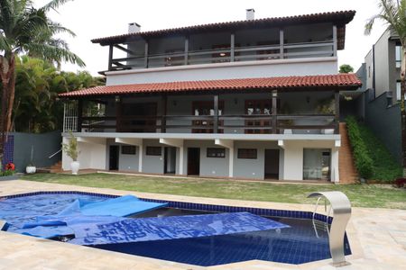Casa de condomínio para alugar com 570m², 7 quartos e 6 vagasÁrea Externa