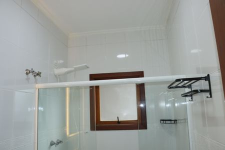 Casa de condomínio para alugar com 570m², 7 quartos e 6 vagasBanheiro da Suíte 4