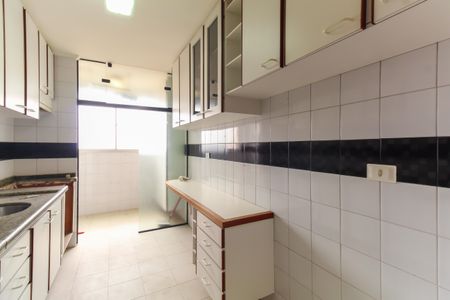 Apartamento para alugar com 80m², 2 quartos e 1 vaga Apartamento para alugar com 80m², 2 quartos e 1 vagaCozinha