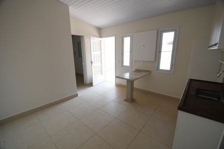 Casa à venda com 270m², 4 quartos e 3 vagasCasa 2 - Sala/Cozinha