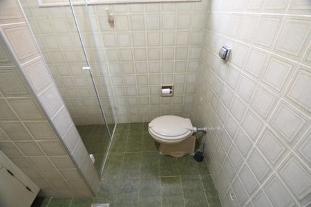 Casa à venda com 270m², 4 quartos e 3 vagasBanheiro 