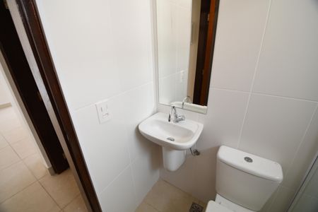 Casa à venda com 270m², 4 quartos e 3 vagasCasa 2 - Banheiro