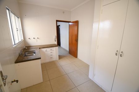 Casa à venda com 270m², 4 quartos e 3 vagasCozinha