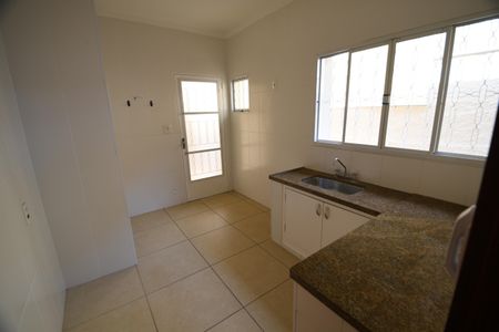 Casa à venda com 270m², 4 quartos e 3 vagasCozinha