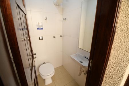 Casa à venda com 270m², 4 quartos e 3 vagasBanheiro de serviço