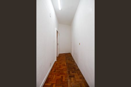 Casa à venda com 800m², 4 quartos e 8 vagas Casa à venda com 800m², 4 quartos e 8 vagasCloset da Suíte 1