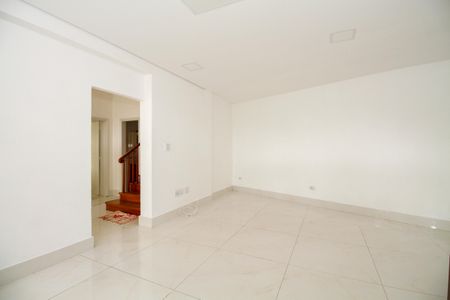 Casa à venda com 800m², 4 quartos e 8 vagas Casa à venda com 800m², 4 quartos e 8 vagasSala de Tv