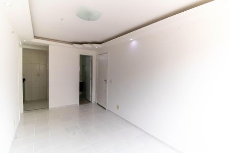 Sala de apartamento à venda com 2 quartos, 49m² em Rio do Ouro, Niterói