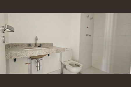Banheiro de kitnet/studio à venda com 1 quarto, 25m² em Vila Mariana, São Paulo