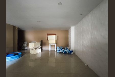 Apartamento à venda com 195m², 3 quartos e 2 vagasÁrea comum - Salão de festas
