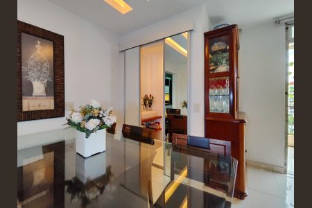 Apartamento à venda com 195m², 3 quartos e 2 vagasLavabo