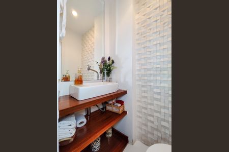 Apartamento à venda com 195m², 3 quartos e 2 vagasLavabo