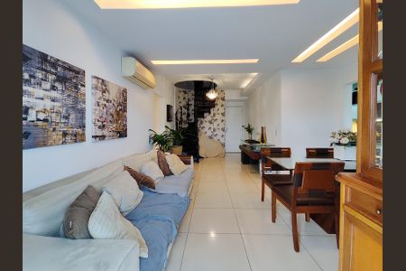 Apartamento à venda com 195m², 3 quartos e 2 vagasSala