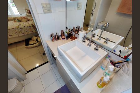 Apartamento à venda com 195m², 3 quartos e 2 vagasBanheiro da Suíte 2